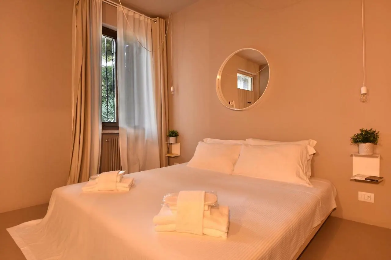 Om Plus Santa Giustina Apartment Padova